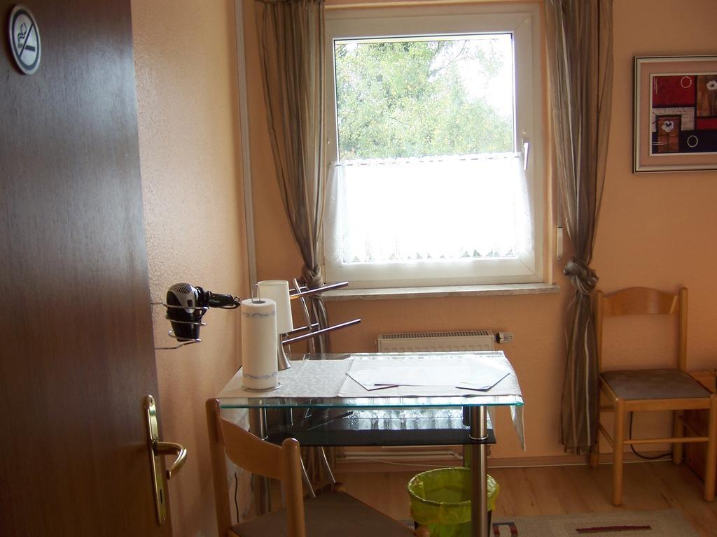 Haus Am Roseneck Hotel Luneburg Ruang foto